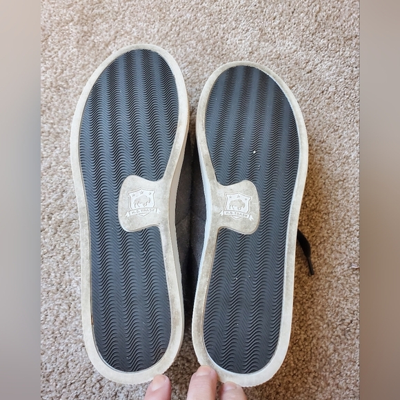 Trask Womens Gray Suede Sneakers. Size 10 - Picture 8 of 8